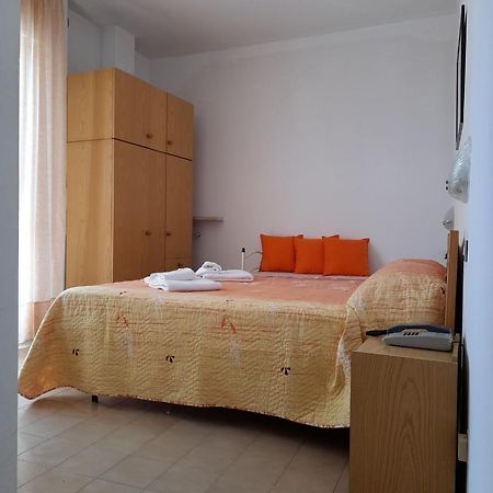Hotel Usa Rimini Exteriör bild