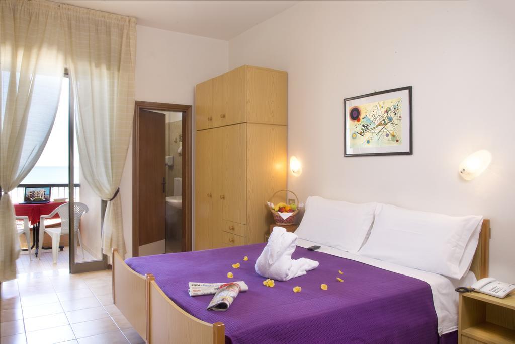 Hotel Usa Rimini Rum bild
